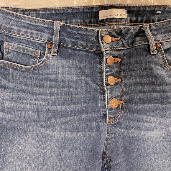 LOFT Curvy Skinny Ankle Jeans - Medium Wash Denim - Picture 2 of 4